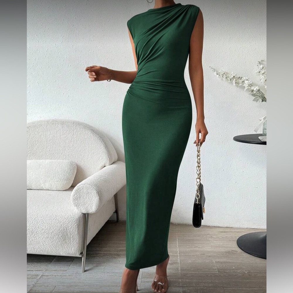 Elegant Black Sleeveless Draped Bodycon Maxi Dress - Picture 10 of 16